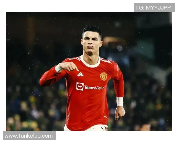 全球足球历史上经典老一辈球星排名榜单回顾与分析