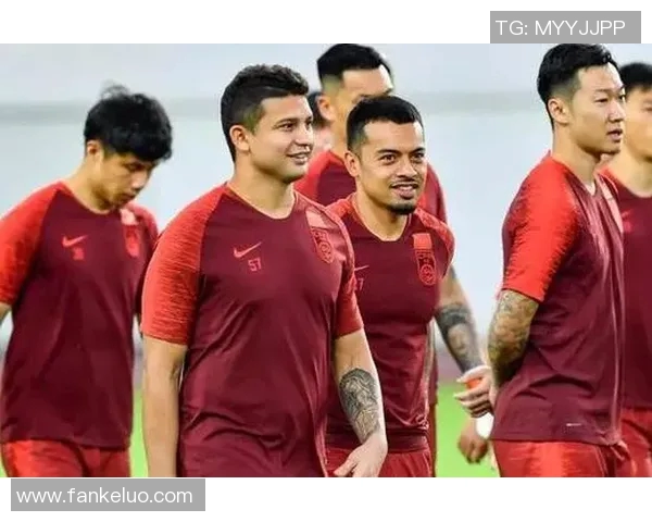 智力足球队球星风采:从技术突破到场外表现的全方位解析 智力足球队球星风采:从技术突破到场外表现的全方位解析