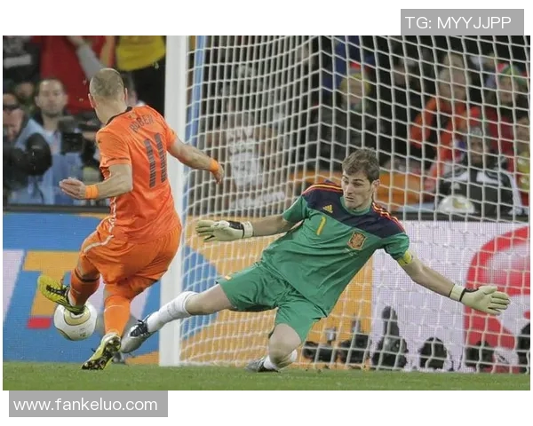 足球传奇谢幕之际:昔日球星的最后一舞与光辉岁月的永恒回忆 足球传奇谢幕之际:昔日球星的最后一舞与光辉岁月的永恒回忆